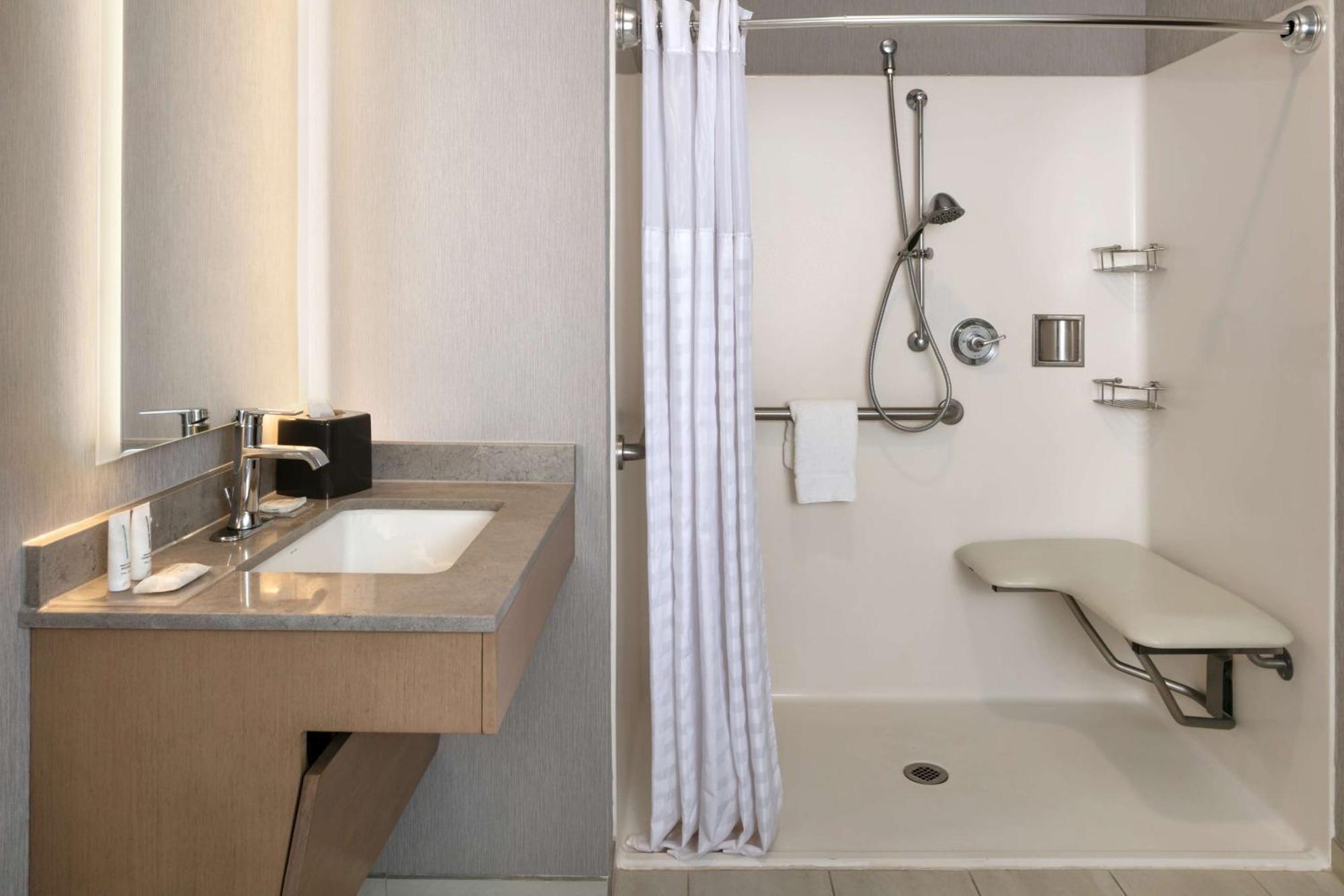 Hyatt Place Fairbanks Ngoại thất bức ảnh